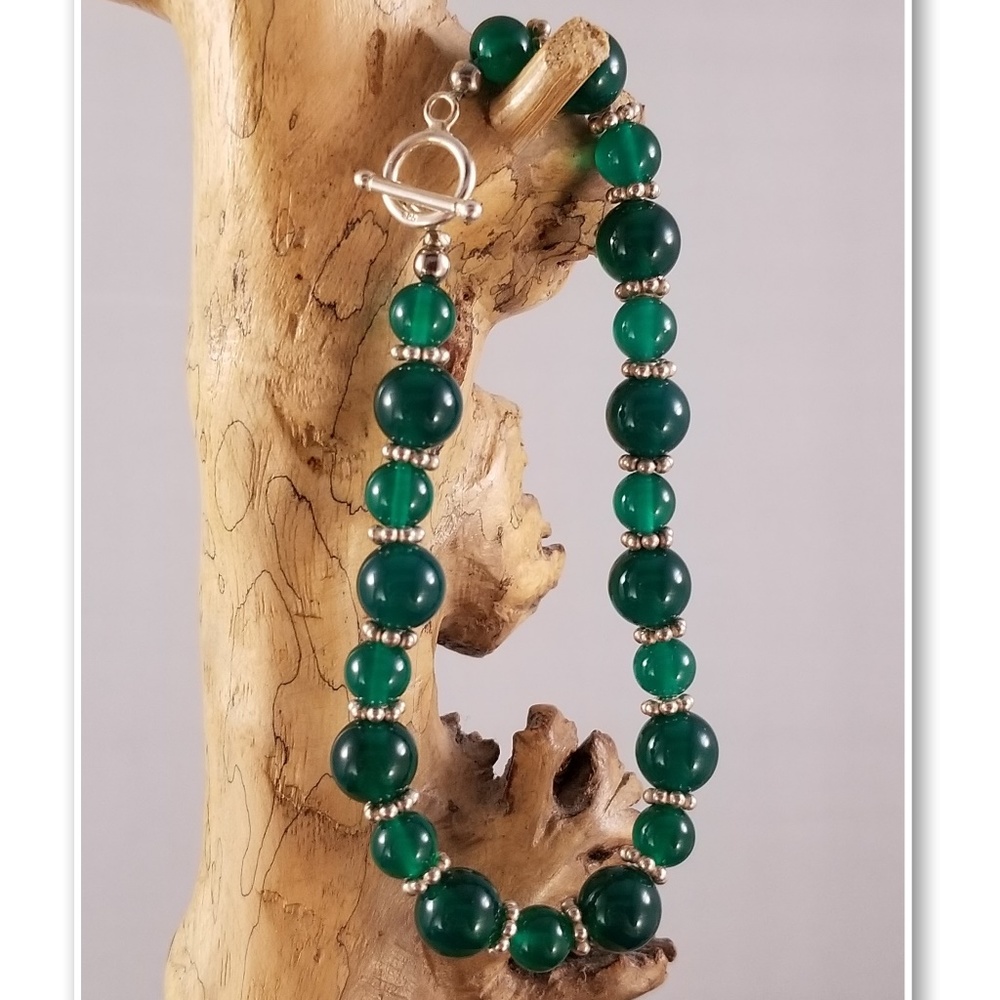 Green Carnelian and Sterling Silver Bracelet